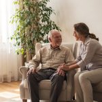 Pflegereform Warken Kritik: Zwischen Schlagzeile und Rechtslage — eine Einordnung